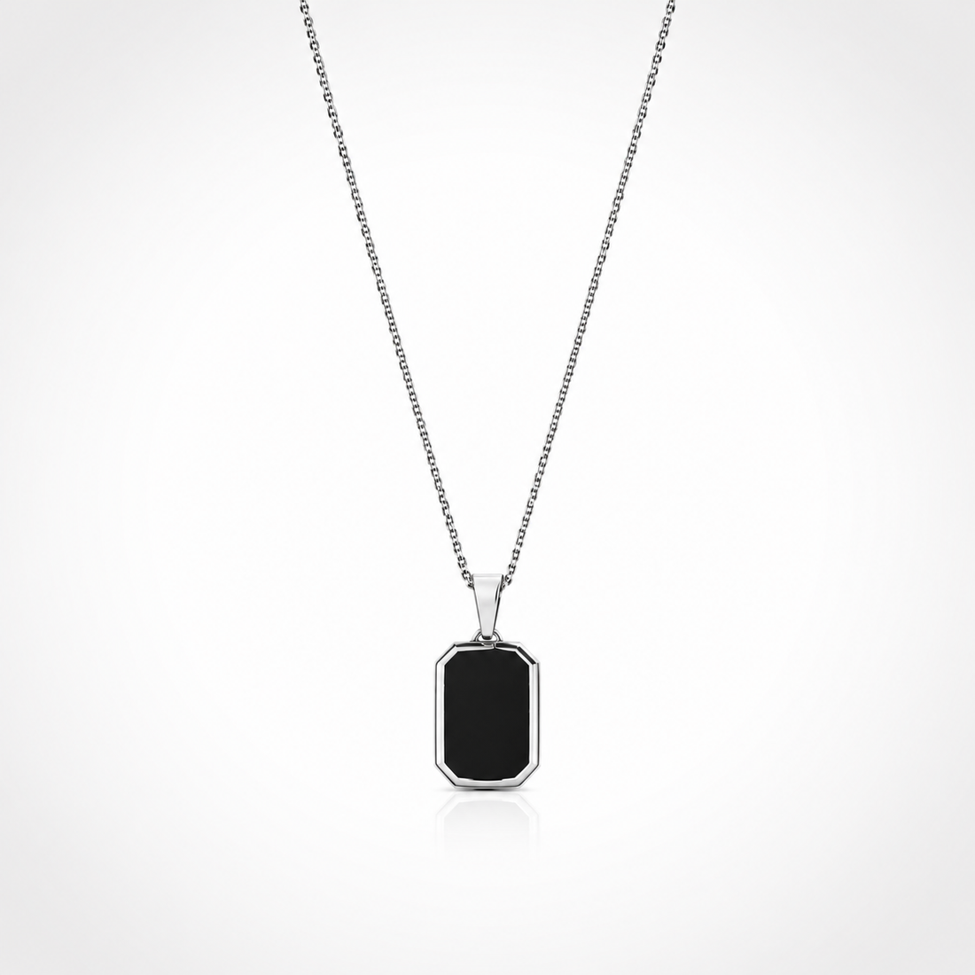 Collier Pendentif Écusson Noir Homme – Argent