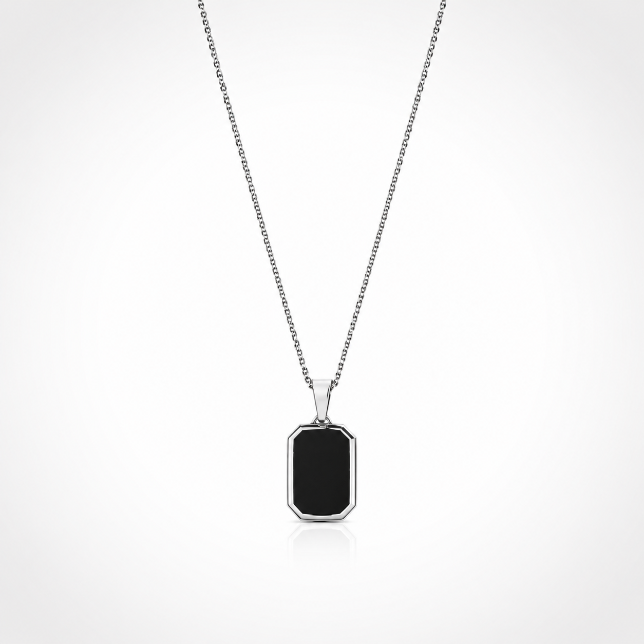 Collier Pendentif Écusson Noir Homme – Argent