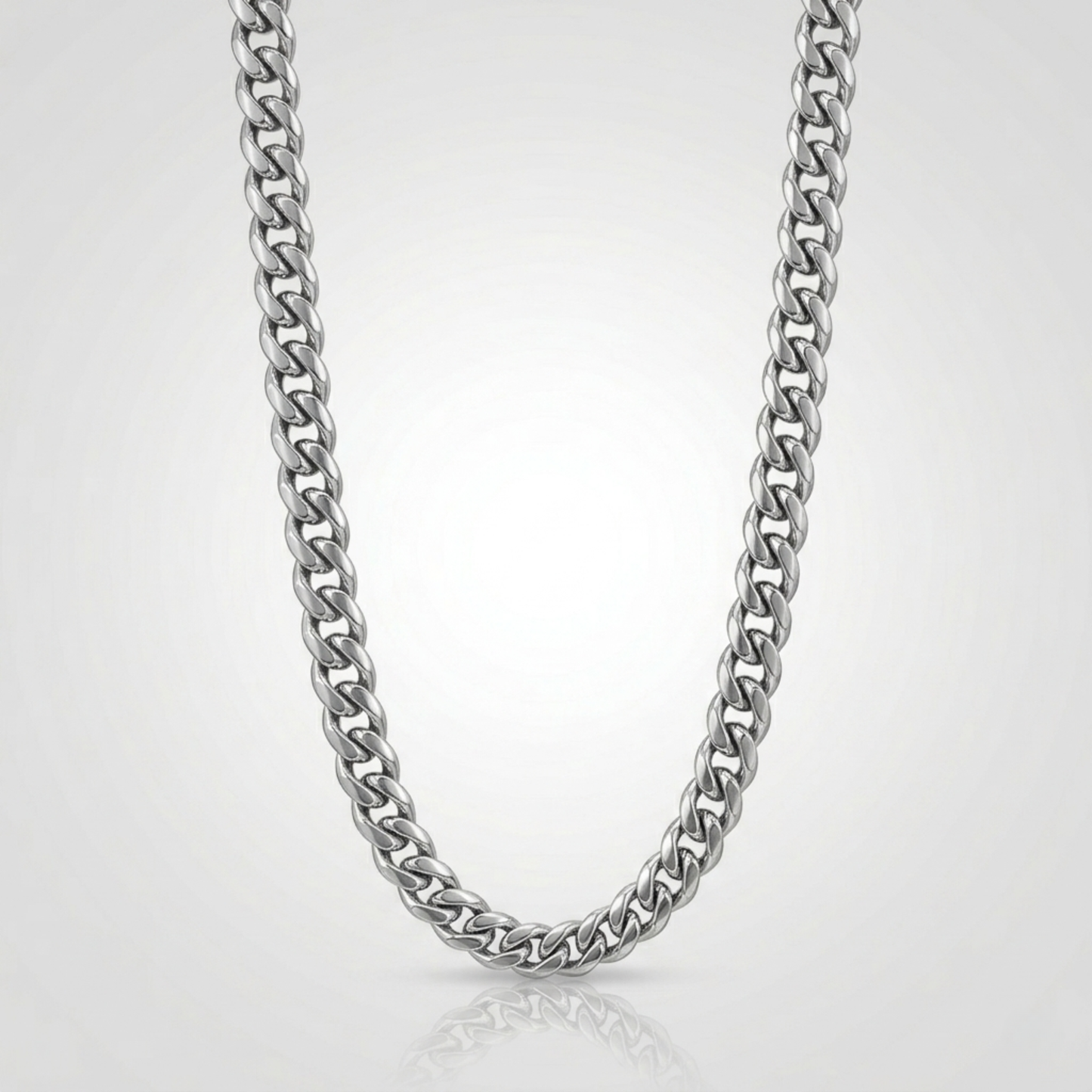 Vue complementaire, du collier en argent 925 (poincon 925), signe WB Paris (Westaff Bijouterie). Chaine aux maillons reguliers, port au cou ; on remarque la finition lisse sans asperite et la maille reguliere et brillante. Style chic, ideal femme — idee cadeau. Recherches : argent 925, argent sterling, idee cadeau, livraison rapide. Argent 925 hypoallergenique. Idee cadeau a offrir toute l'annee. Mot-cle : argent sterling. Entretien simple : essuyer avec un chiffon doux.