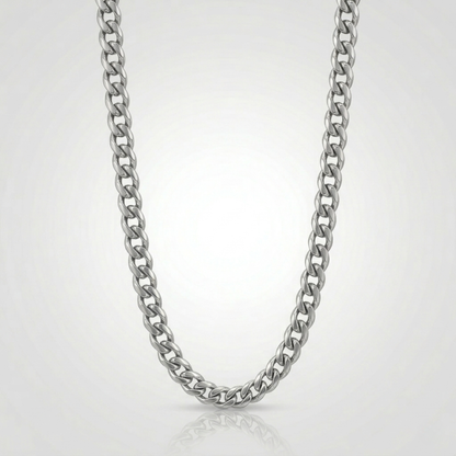 Vue alternative, du collier en acier inoxydable 316L, signe WB Paris (Westaff Bijouterie). Chaine aux maillons reguliers, port au cou ; on remarque la patine durable et le poids equilibre. Style streetwear, ideal femme — cadeau homme. Recherches : acier 316L, bijou acier, cadeau homme, pas cher. Acier inoxydable 316L hypoallergenique, resistant a l'eau. Cadeau homme a offrir toute l'annee. Mot-cle : acier inoxydable. Entretien simple : essuyer avec un chiffon doux.