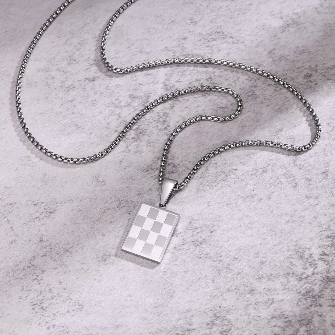 Collier Pendentif Damier Homme – Argent