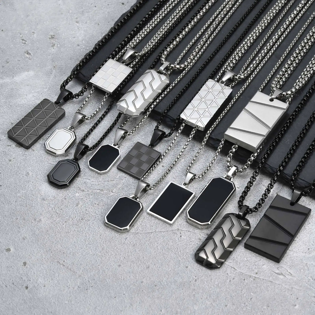Collier Pendentif Damier Homme – Argent