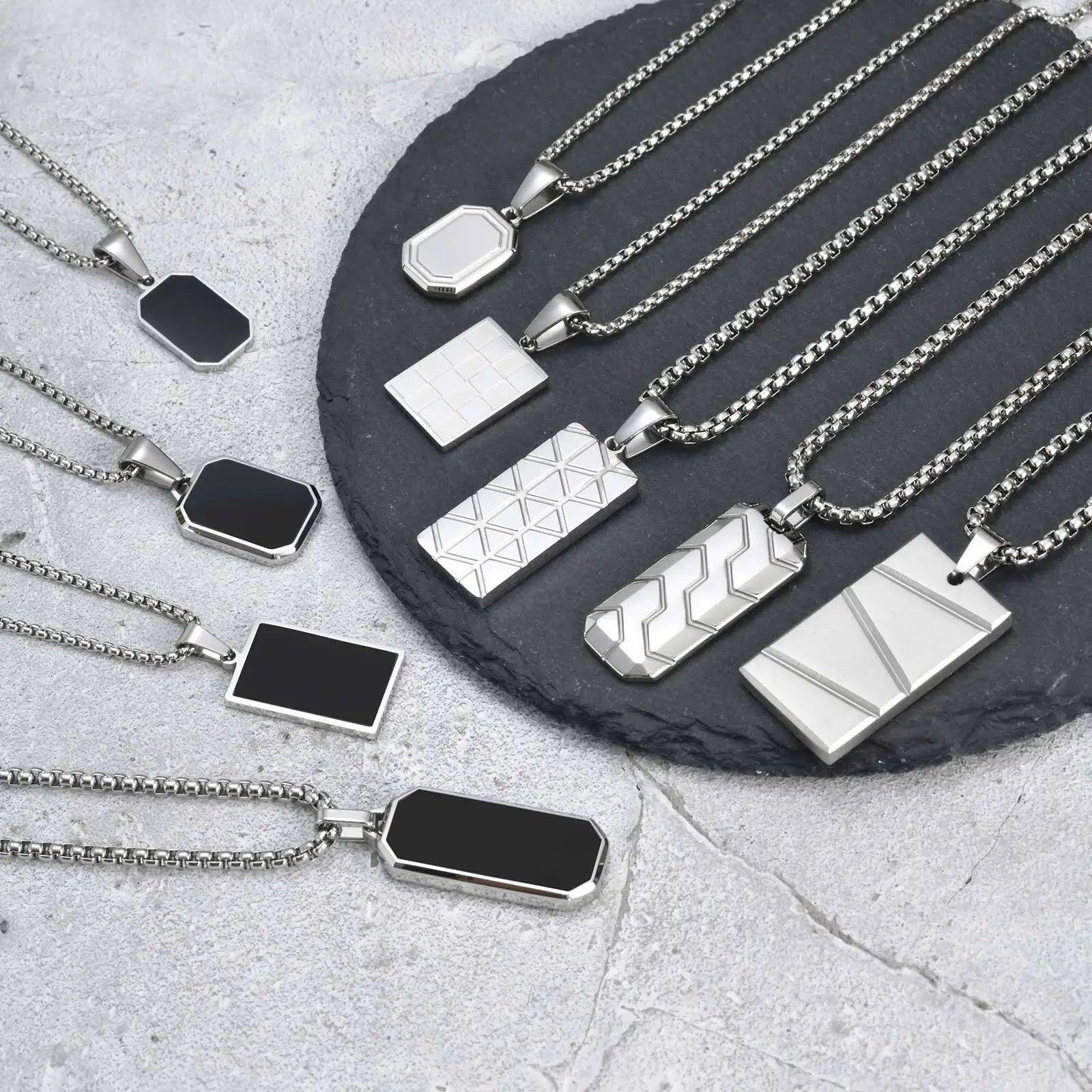 Collier Pendentif Damier Homme – Argent