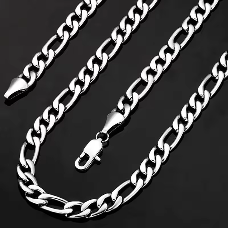 Second plan du bijou, du collier Chaine FIGARO en Argent 3mm en argent 925 (poincon 925), signe WB Paris (Westaff Bijouterie). Chaine aux maillons reguliers, port au cou ; on remarque les reflets nets du metal et la patine durable. Style chic, ideal homme et femme — pour une occasion speciale. Recherches : bijou argent, argent 925, pour une occasion speciale, pas cher. Argent 925 hypoallergenique. Mot-cle : argent 925.