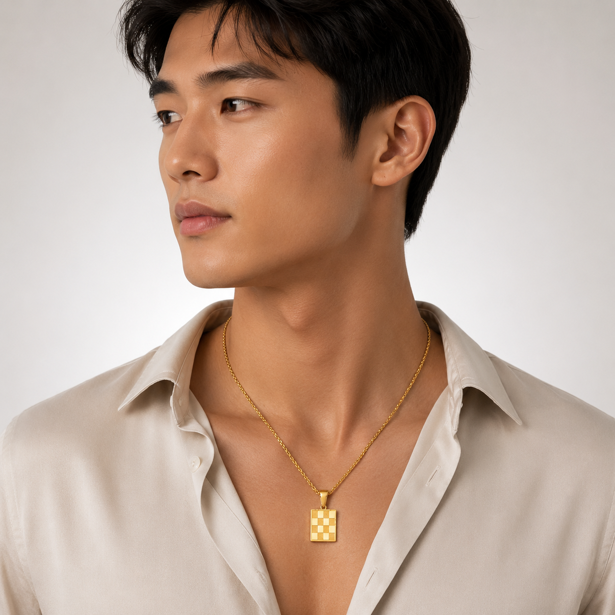Collier Pendentif Damier Homme – Or